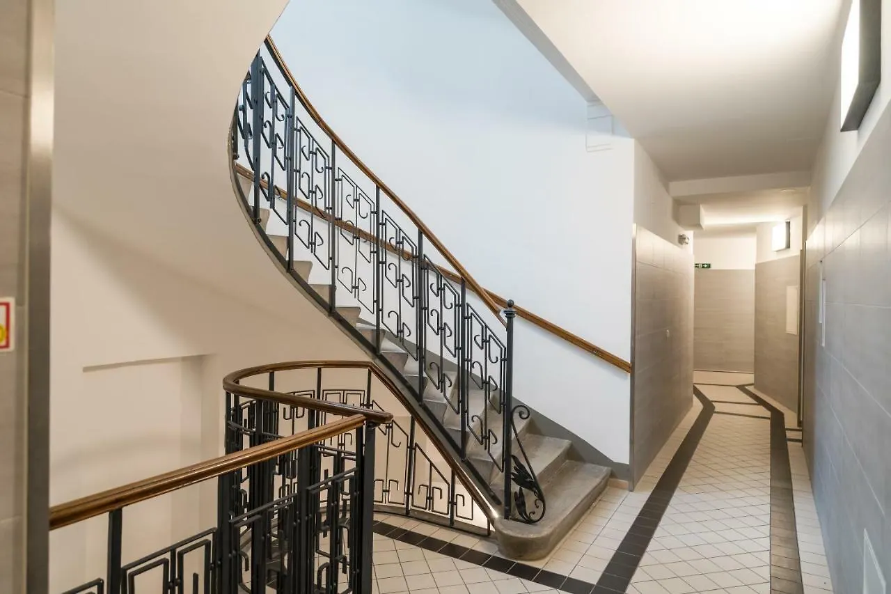 Stadlau Live Apartments by ichbucheAT Wien