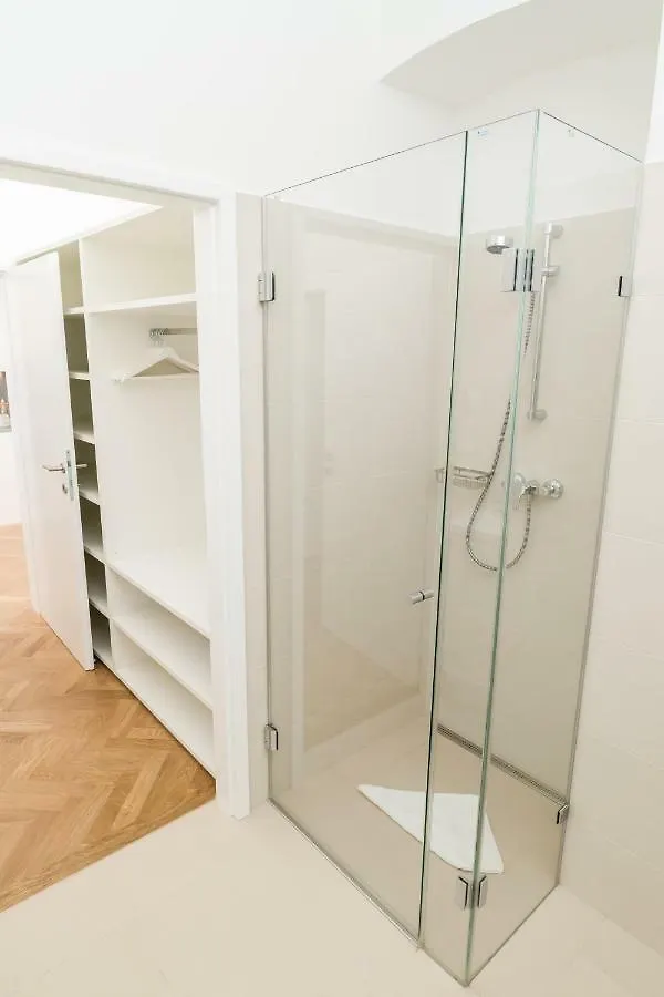 Stadlau Live Apartments Vienna