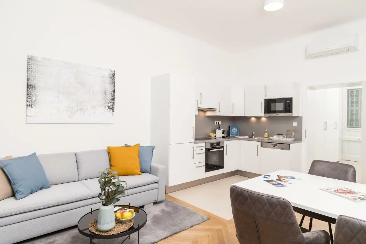 Stadlau Live Apartments Vienna 0*,  Austria
